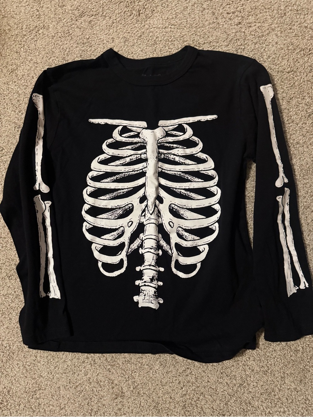The Children's Place Black Long-Sleeve Skeleton Graphic Tee medium 7/8